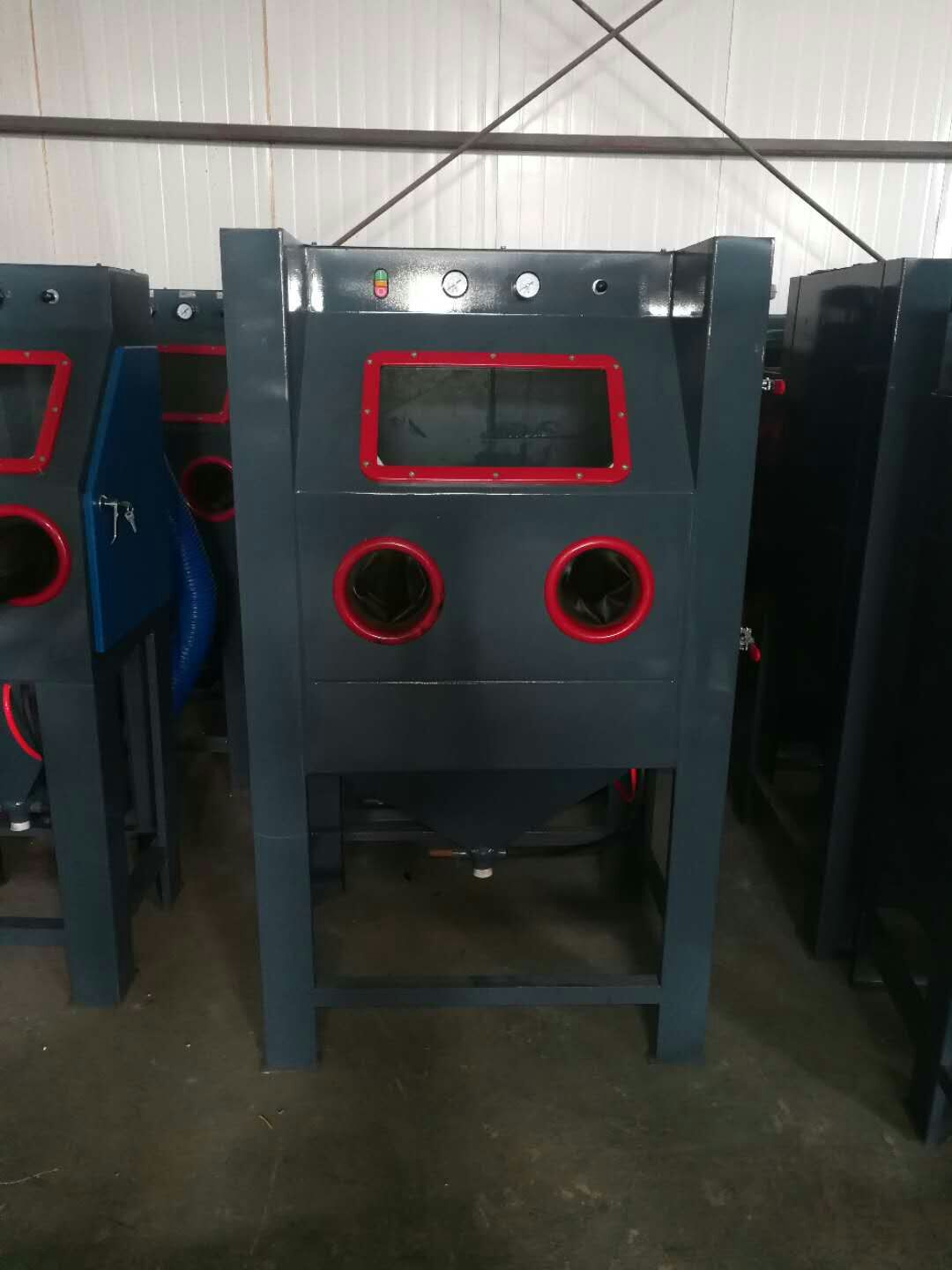 箱式喷砂机